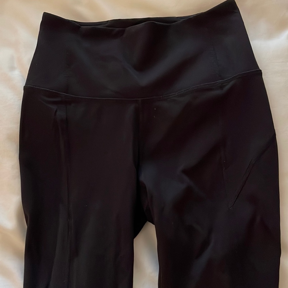 Lululemon cropped leggings